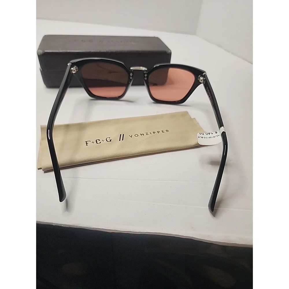 VonZipper Jinx Sunglasses Black with Rose Amber Gradient Lenses‎ Cat Eye